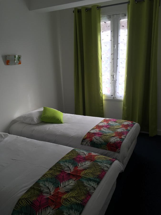 Hotel Bistrot De La Place Ρουαγιάν Εξωτερικό φωτογραφία